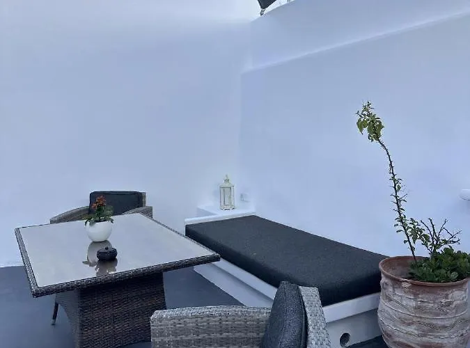 Argy's Luxury Caves Hotel apartamentowy Megalochori (Santorini)