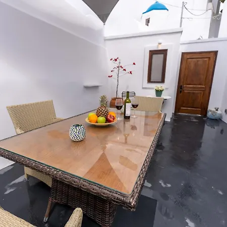Appart hôtel Argy's Luxury Caves Megalochori (Santorini)