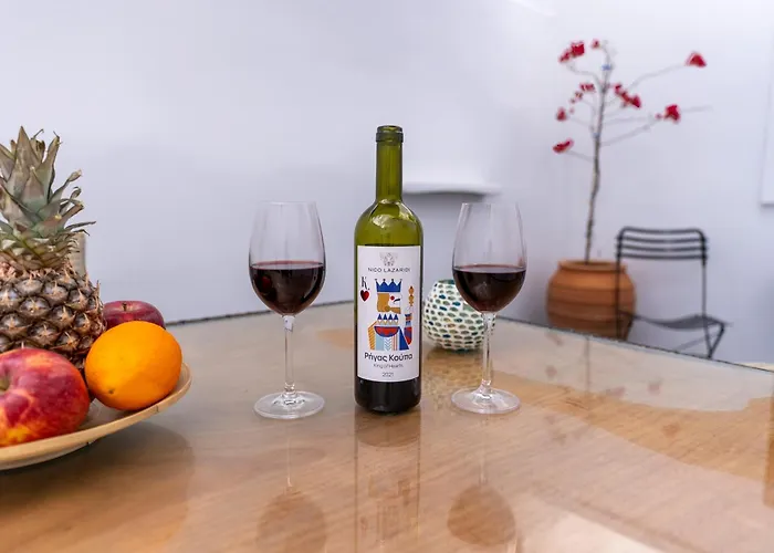 Argy's Luxury Caves Aparthotel Megalochori (Santorini)