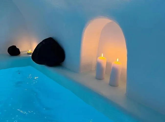 Argy's Luxury Caves Megalochori (Santorini)