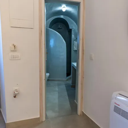 Argy's Luxury Caves Aparthotel