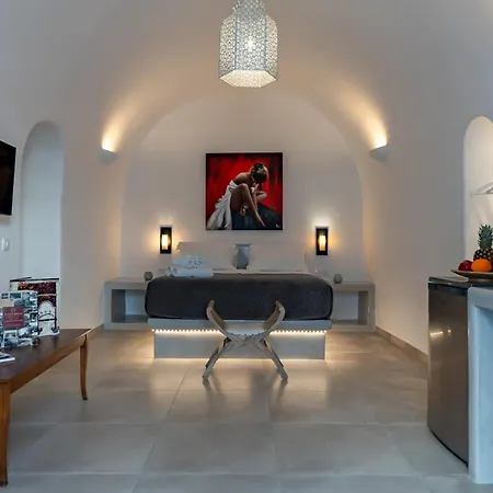 Argy's Luxury Caves