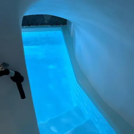 Argy's Luxury Caves