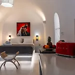 Argy's Luxury Caves Aparthotel