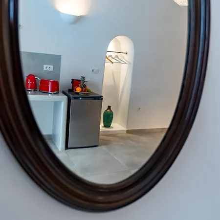 Ξενοδοχείο με διαμερίσματα Argy's Luxury Caves 4*