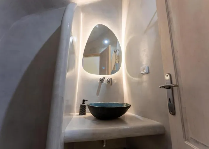 Aparthotel Argy's Luxury Caves 4*