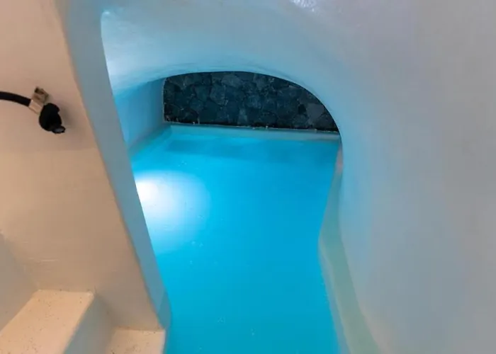 Argy's Luxury Caves 4* Мегалохори