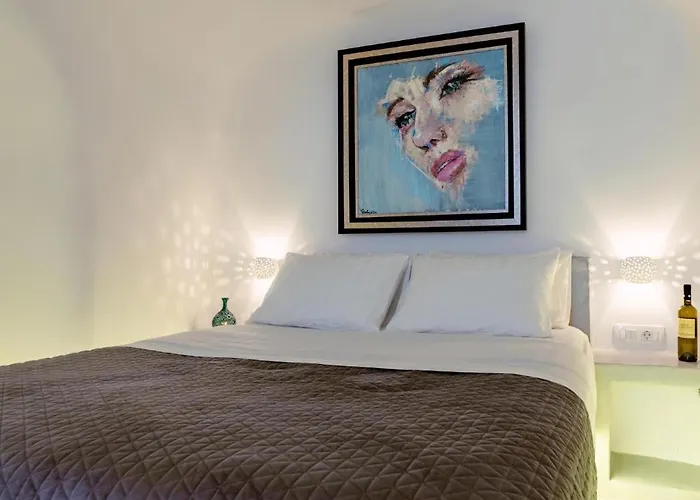 Argy's Luxury Caves 4*