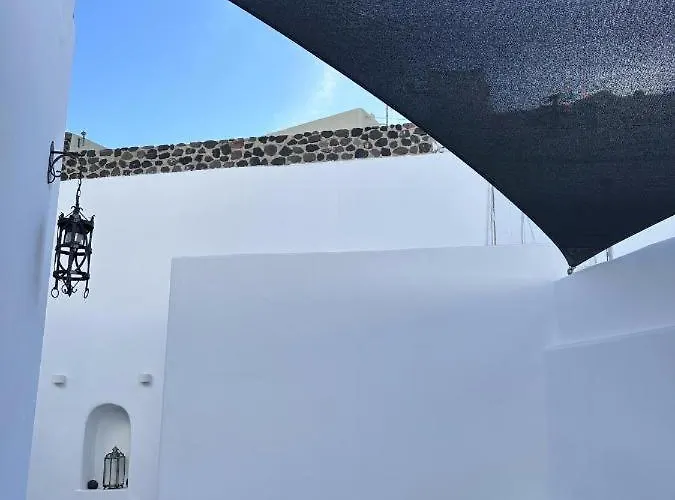 Argy's Luxury Caves 4* Мегалохори