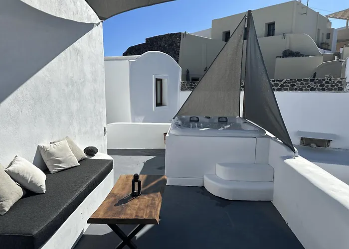 Argy's Luxury Caves 4*